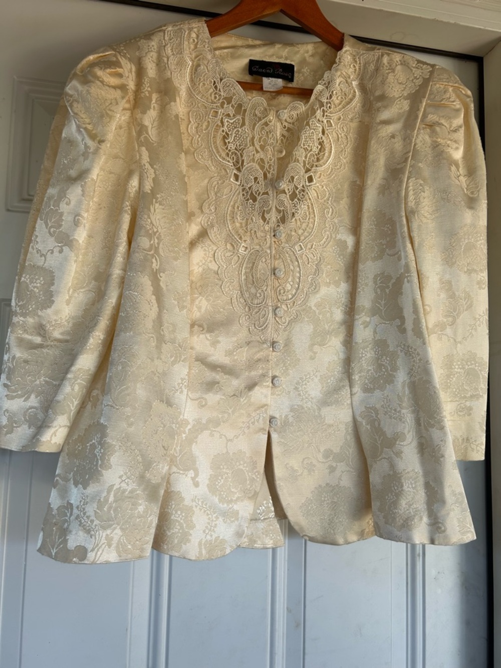 Cream Brocade Lace-Front Button Jacket